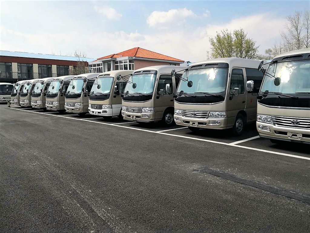 丰田考斯特大量现车到店 丰田考斯特大量现车到店